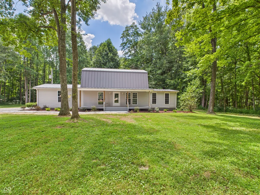 3263 W County Road 250 S Versailles, IN 47042