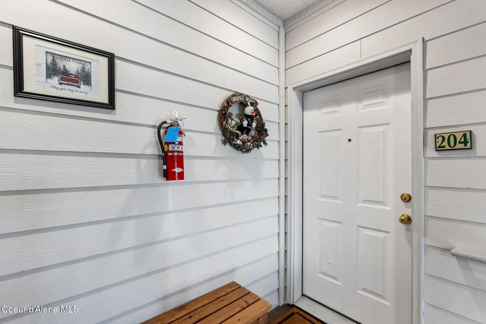 87 Cornice Court #204 Sandpoint, ID 83864