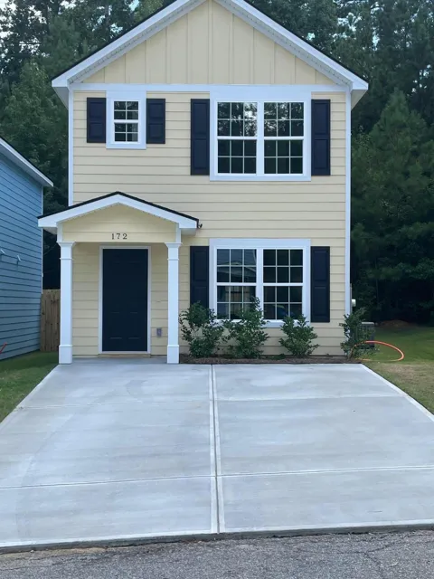172 Village Run