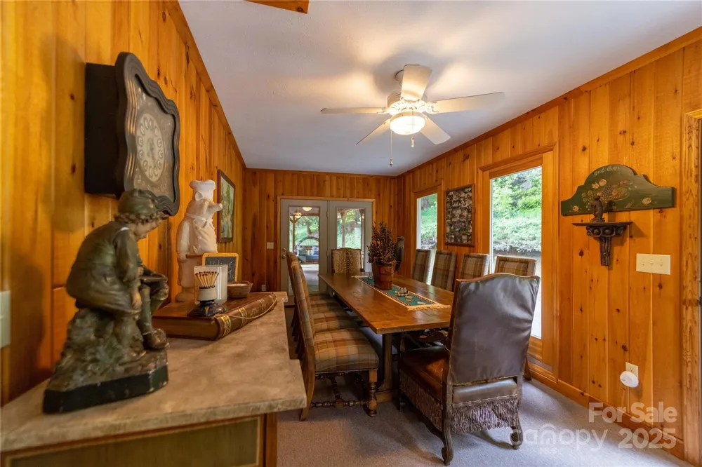 2161 River Bend Road Mouth of Wilson, VA 24363