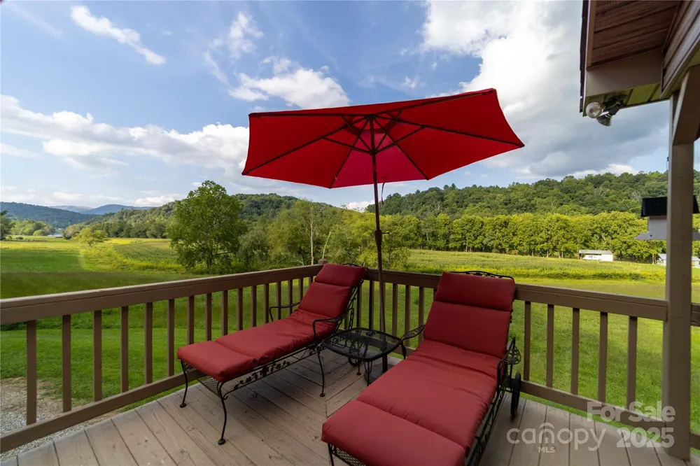 2161 River Bend Road Mouth of Wilson, VA 24363