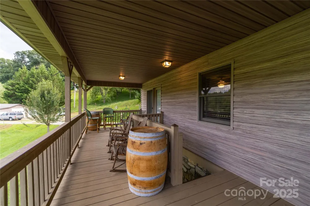2161 River Bend Road Mouth of Wilson, VA 24363