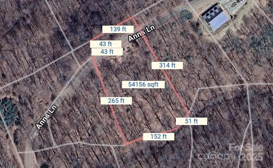 24 Anns Lane Hayesville, NC 28904