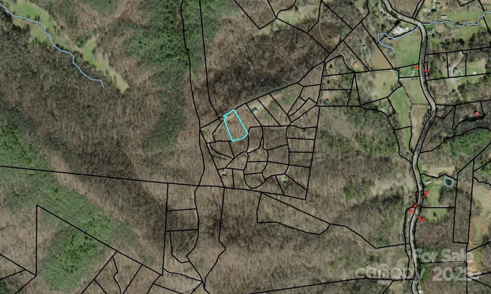 24 Anns Lane Hayesville, NC 28904