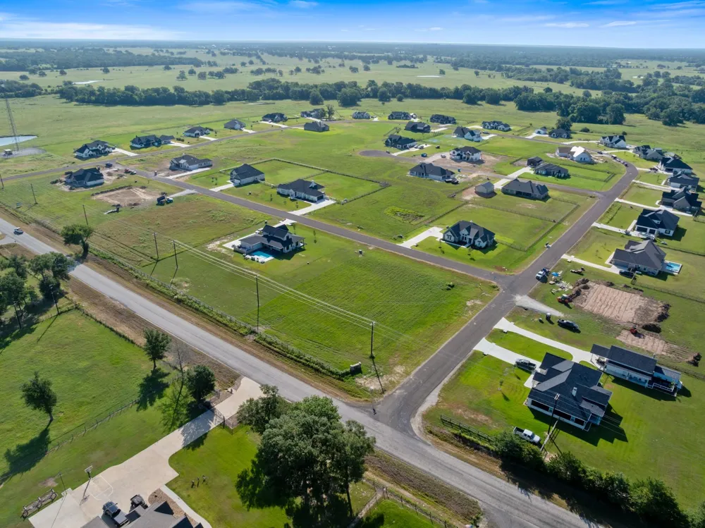 7801 Mathis Creek Drive Bryan, TX 77808