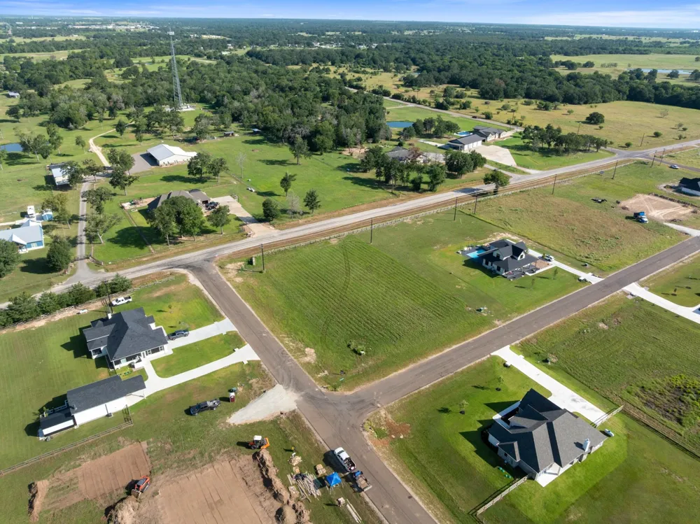 7801 Mathis Creek Drive Bryan, TX 77808