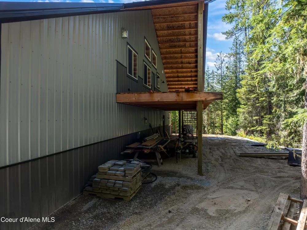 2158 Reeder Crk Rd Nordman, ID 83848