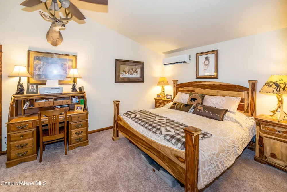 2158 Reeder Crk Rd Nordman, ID 83848