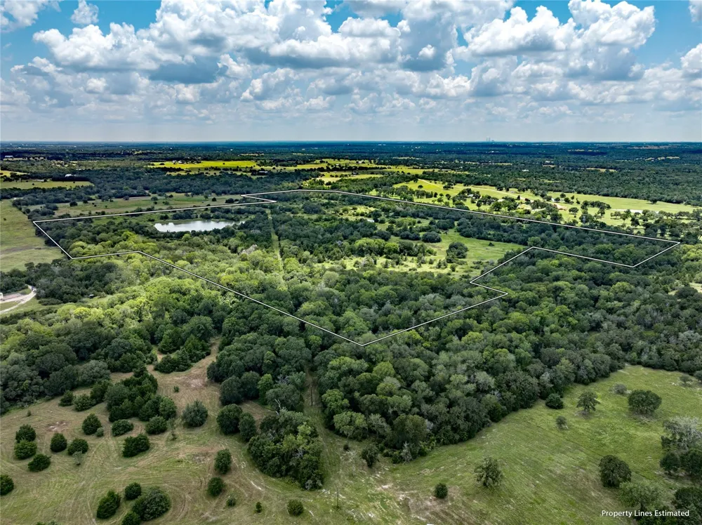 4900 Andreas Road Round Top, TX 78954