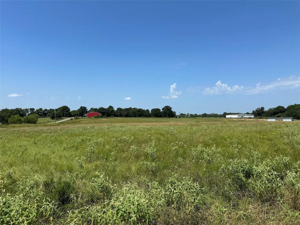 2 County Road 328 Buffalo, TX 75831