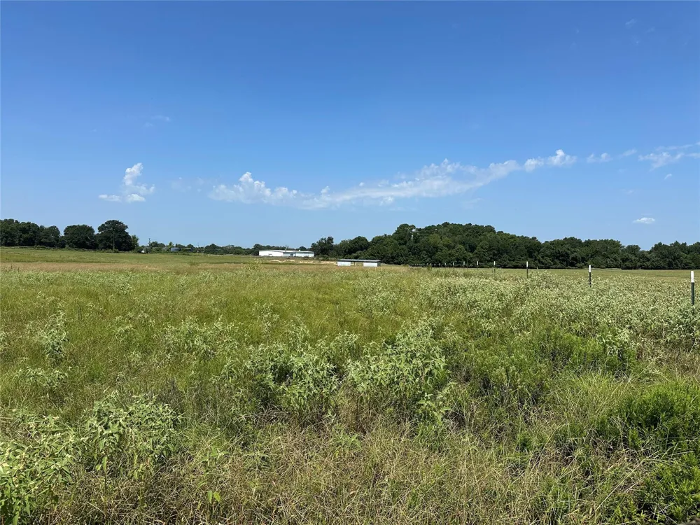 2 County Road 328 Buffalo, TX 75831