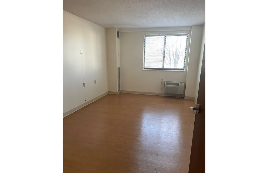 5 Green Street #100 Dover, NH 03820