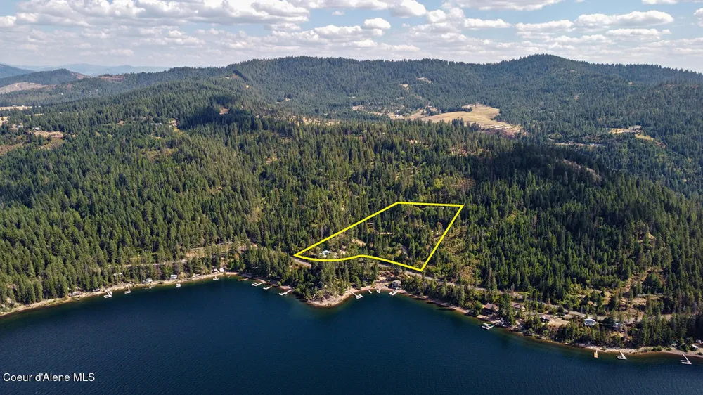 37244 s hwy 97 Harrison, ID 83833