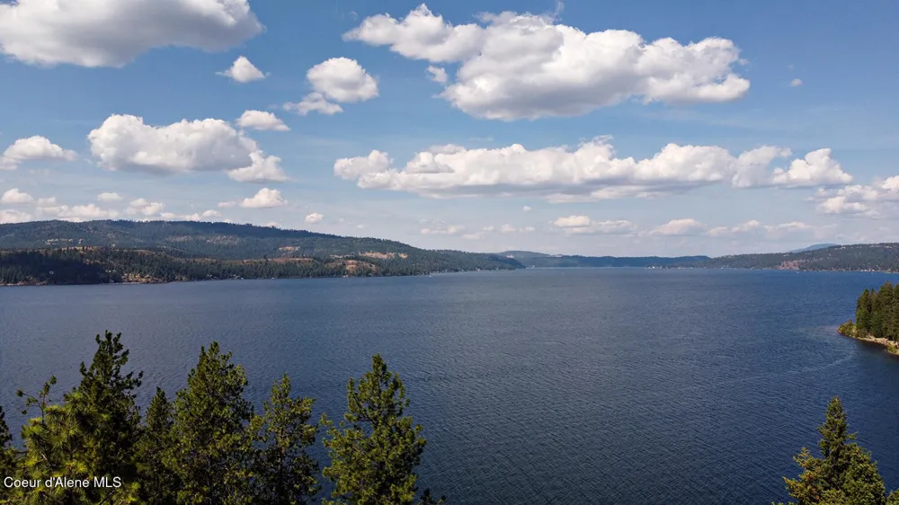 37244 s hwy 97 Harrison, ID 83833
