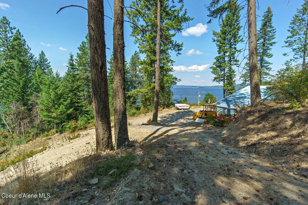 37244 s hwy 97 Harrison, ID 83833