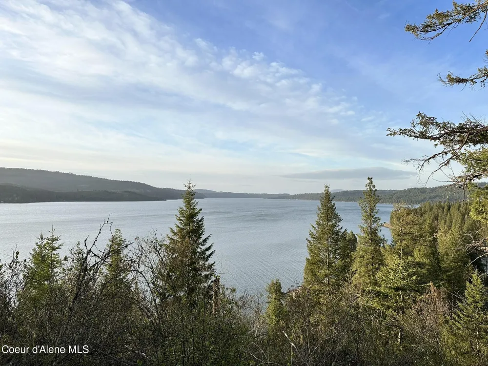 37244 s hwy 97 Harrison, ID 83833