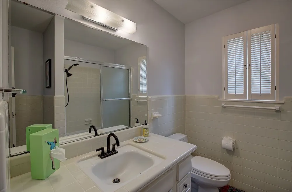 5715 Texas 159 Highway La Grange, TX 78945