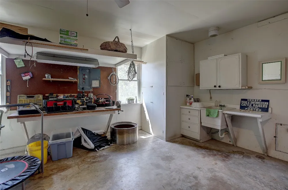 5715 Texas 159 Highway La Grange, TX 78945
