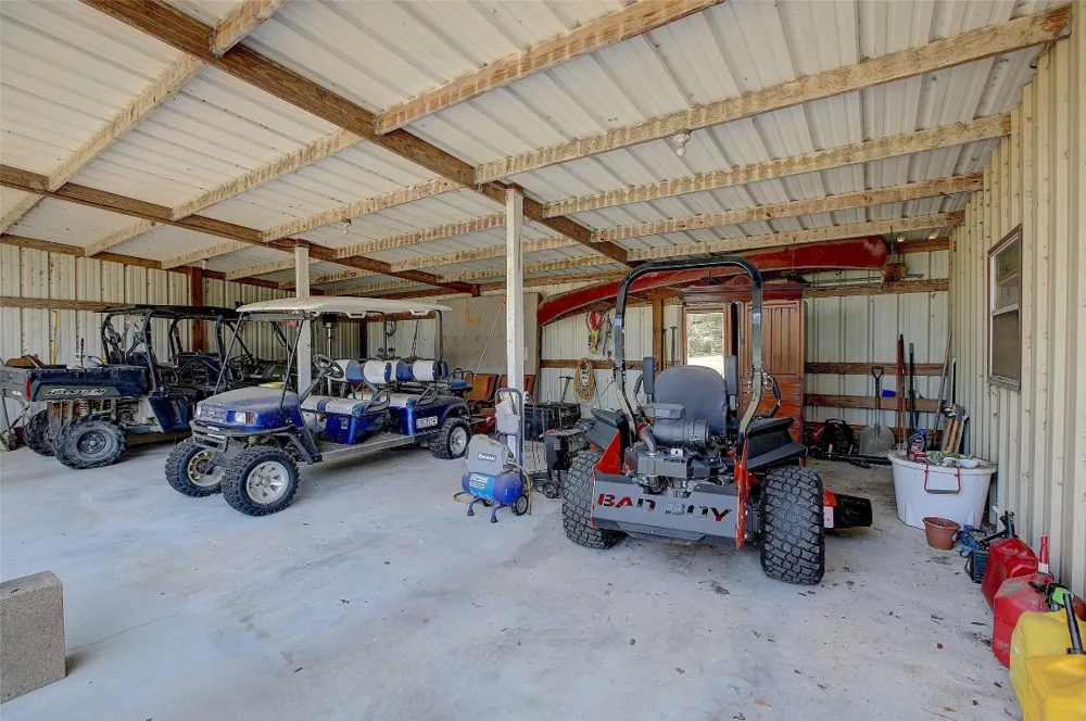 5715 Texas 159 Highway La Grange, TX 78945