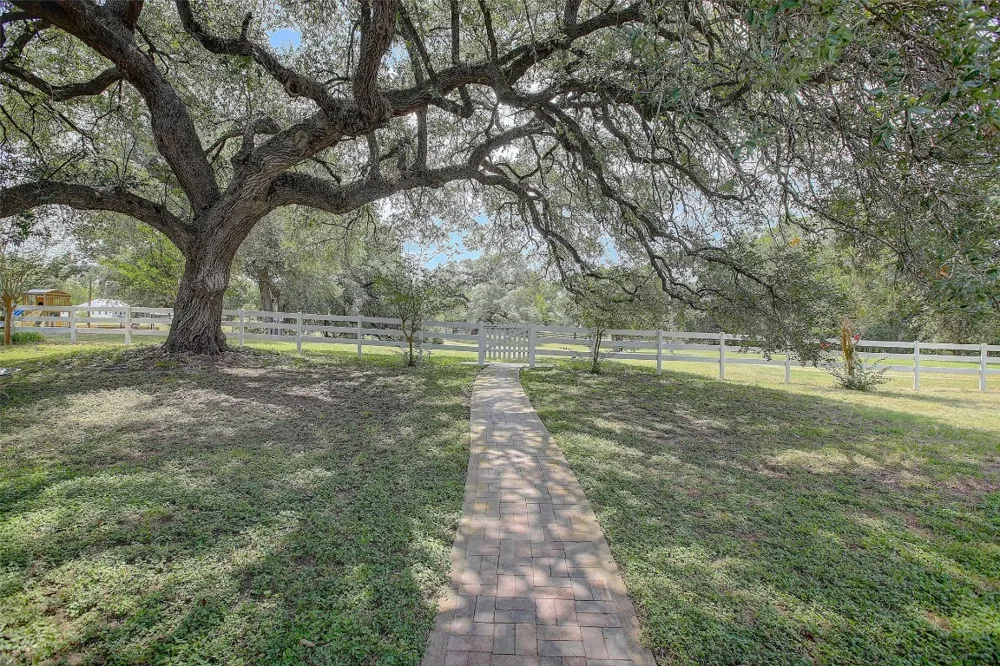 5715 Texas 159 Highway La Grange, TX 78945