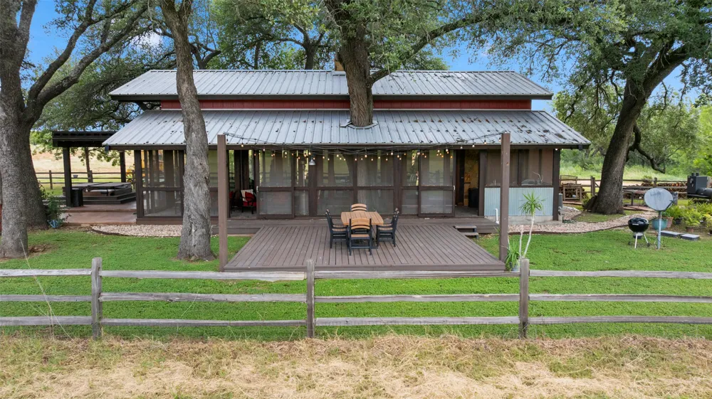24434 E Highway 71 Horseshoe Bay, TX 78657
