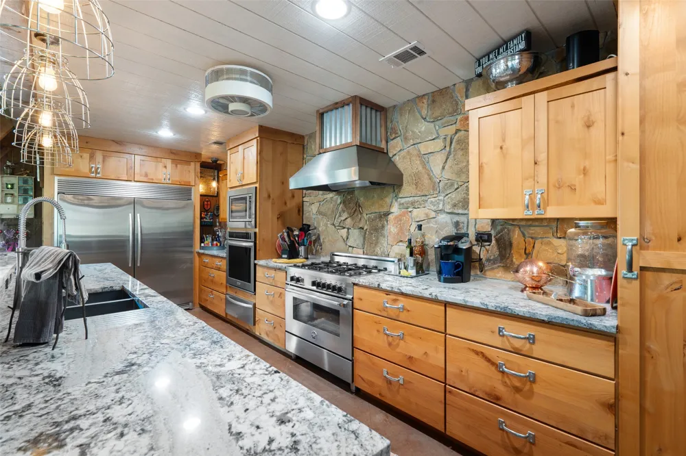 24434 E Highway 71 Horseshoe Bay, TX 78657