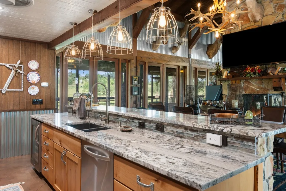 24434 E Highway 71 Horseshoe Bay, TX 78657