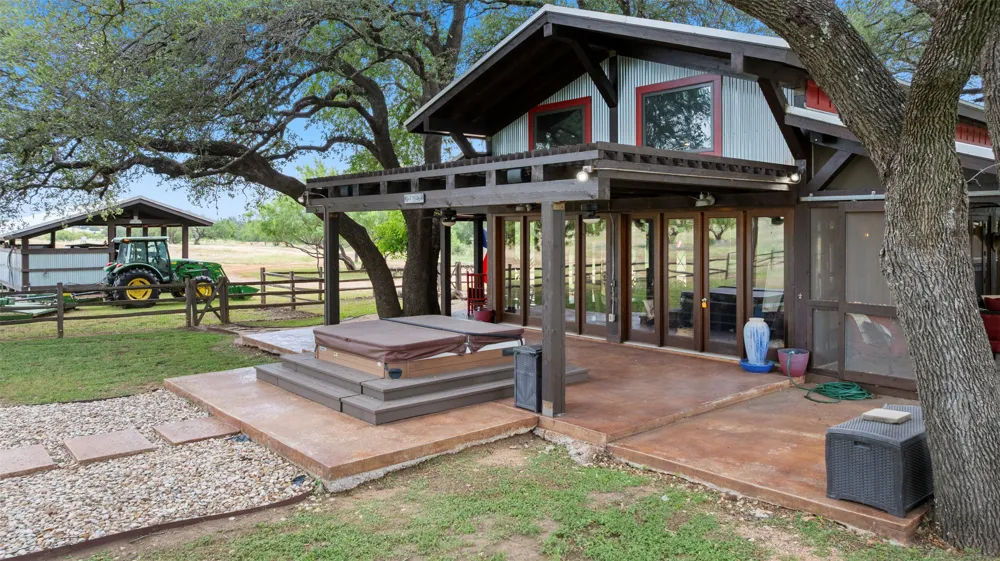 24434 E Highway 71 Horseshoe Bay, TX 78657