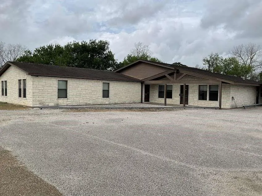 208 E York Street Ganado, TX 77962