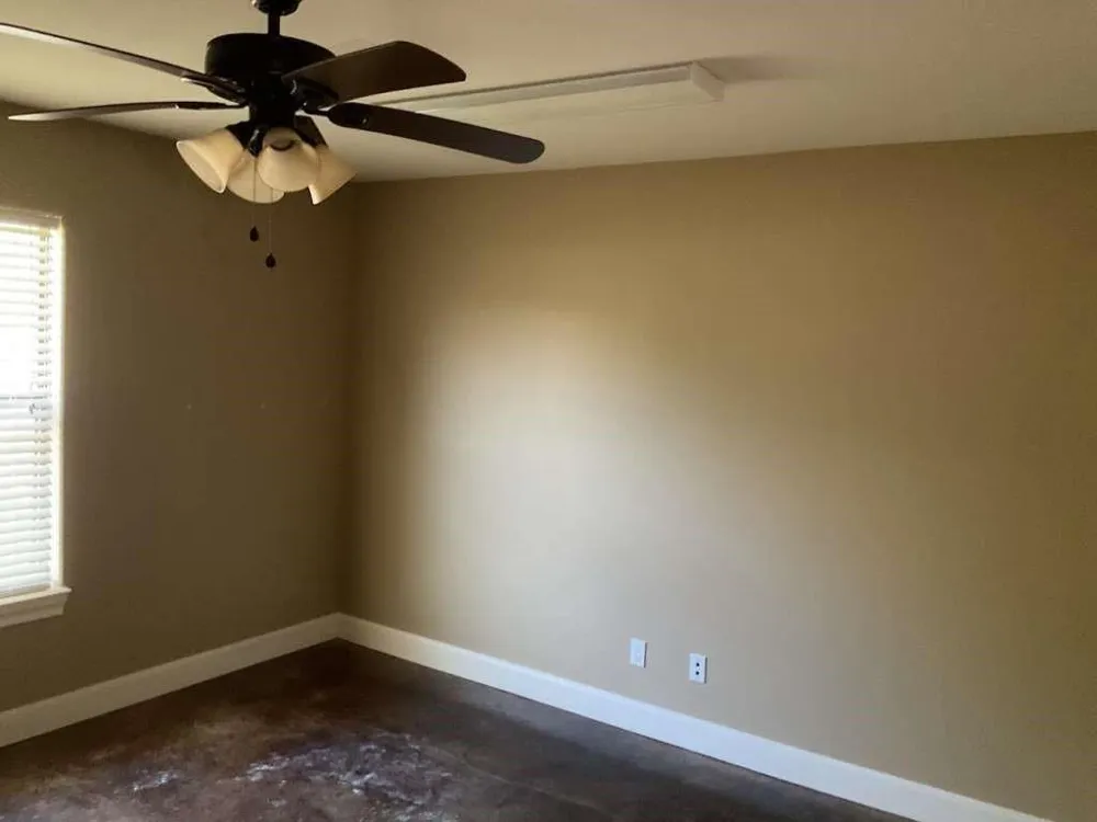 208 E York Street Ganado, TX 77962
