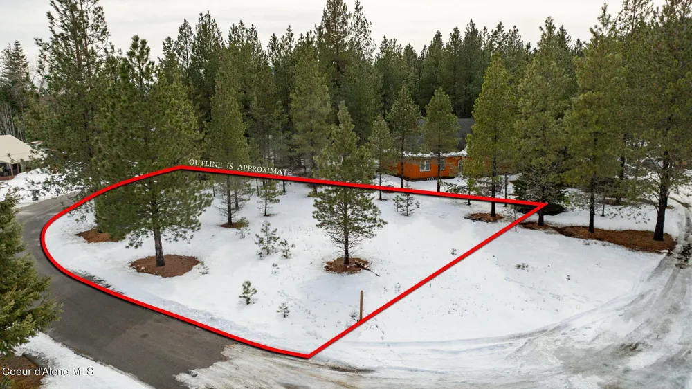 7060 W TESEMINI DRIVE Spirit Lake, ID 83869