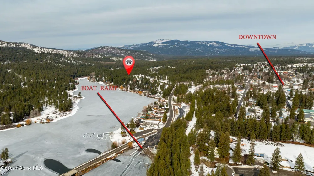 7060 W TESEMINI DRIVE Spirit Lake, ID 83869