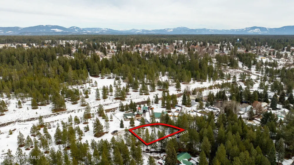 7060 W TESEMINI DRIVE Spirit Lake, ID 83869