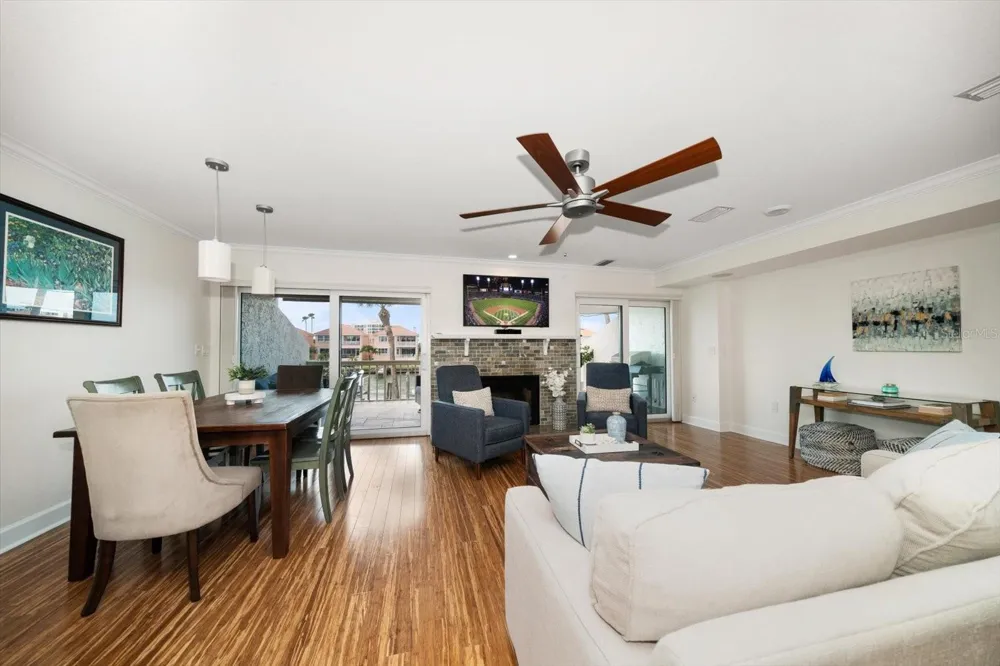 119 MARINA DEL REY COURT Clearwater Beach, FL 33767