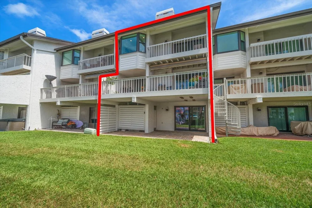 119 MARINA DEL REY COURT Clearwater Beach, FL 33767