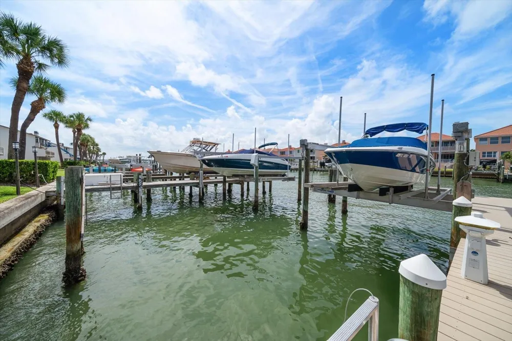 119 MARINA DEL REY COURT Clearwater Beach, FL 33767