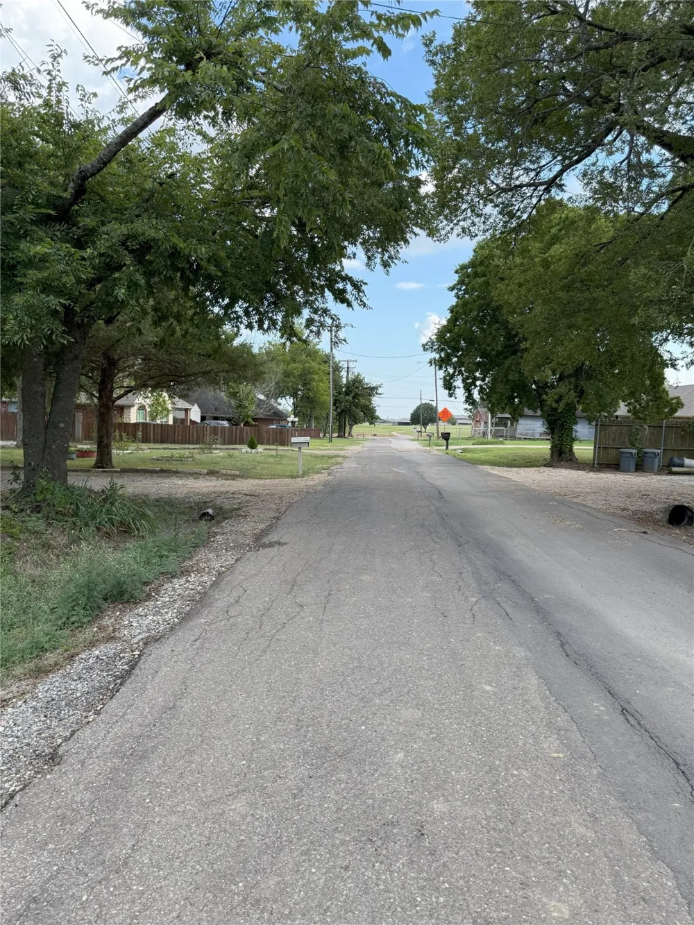 709 S Grand Street Wolfe City, TX 75496