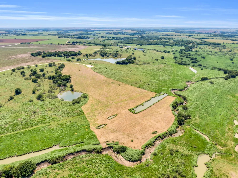 PR 452 Grandview, TX 76050