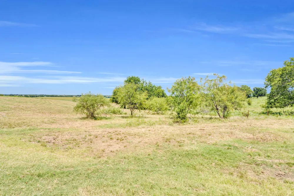 PR 452 Grandview, TX 76050