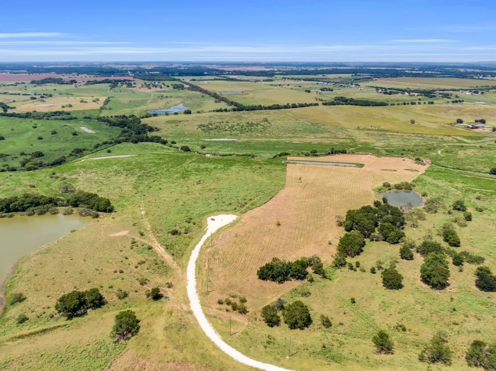 PR 452 Grandview, TX 76050