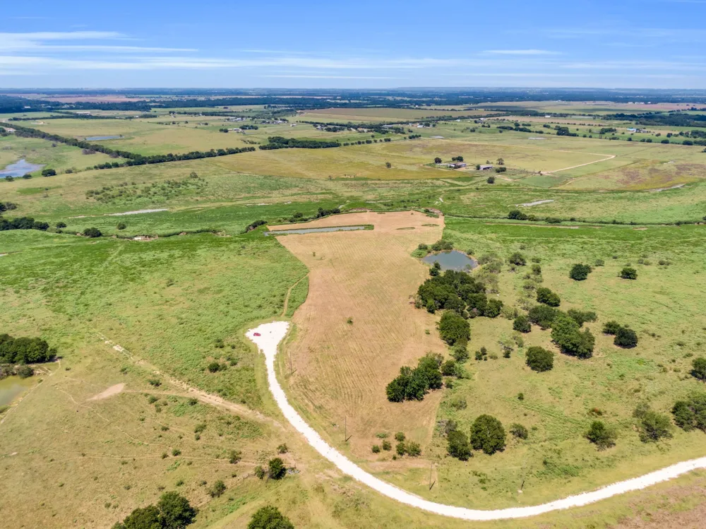 PR 452 Grandview, TX 76050