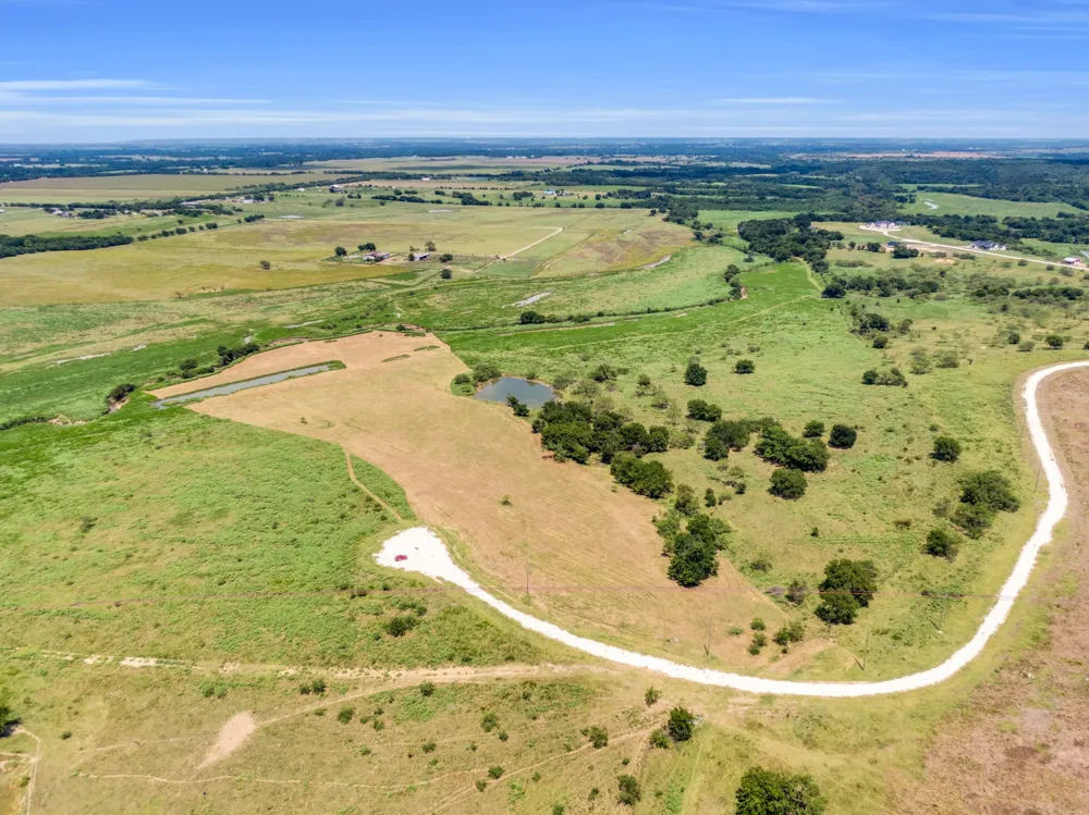 PR 452 Grandview, TX 76050