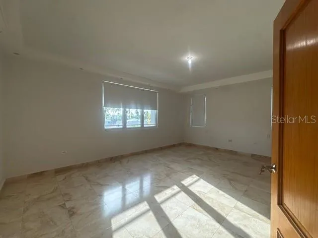 1124 MANSIONES DE VISTAMAR MARINA III Carolina, PR 00983
