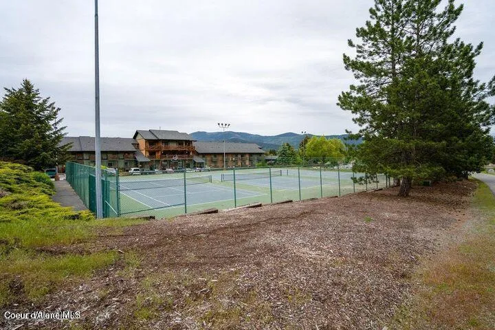 39 Forest Ridge Road Blanchard, ID 83804