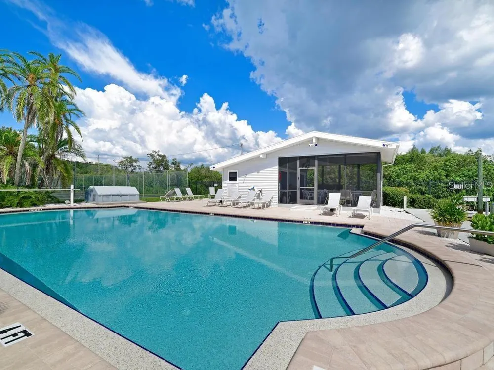 515 LEFFINGWELL AVENUE #109 Ellenton, FL 34222