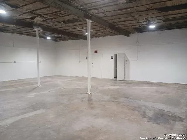 3109 S FLORES ST San Antonio, TX 78204