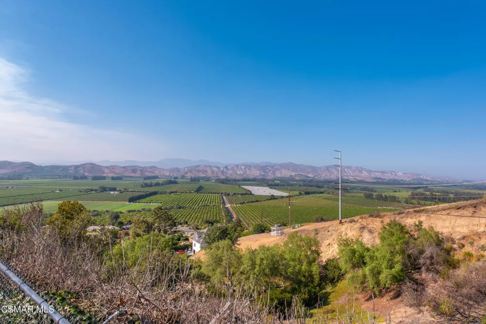 1065 Garrido Drive Camarillo, CA 93010