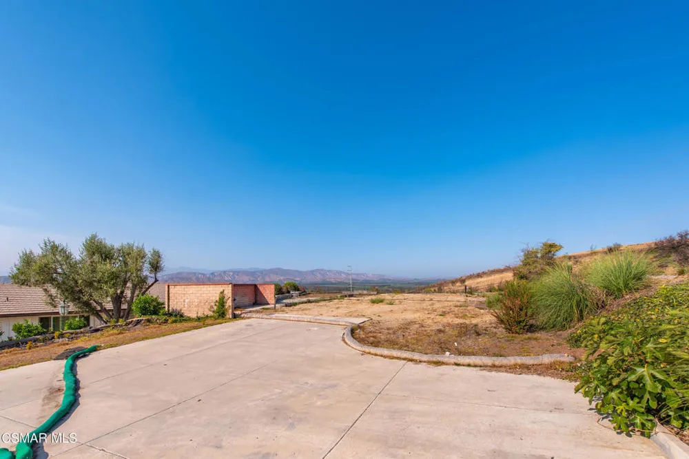 1065 Garrido Drive Camarillo, CA 93010