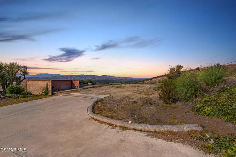 1065 Garrido Drive Camarillo, CA 93010