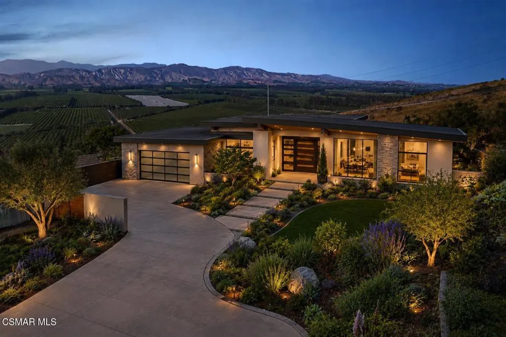 1065 Garrido Drive Camarillo, CA 93010
